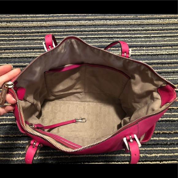 Michael Kors Jet Set Tote- Medium, Hot pink - Picture 4 of 5